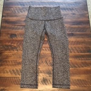 lululemon Wunder Under Hi-Rise 1/2 Tight  17"